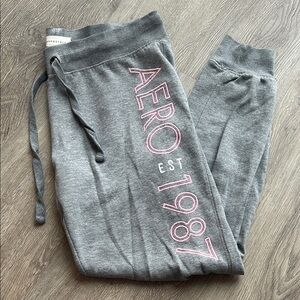 aeropostale grey joggers !!